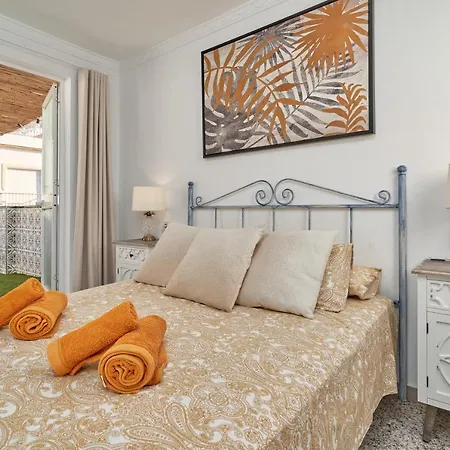 Soleada Casa En Semesterbostad *